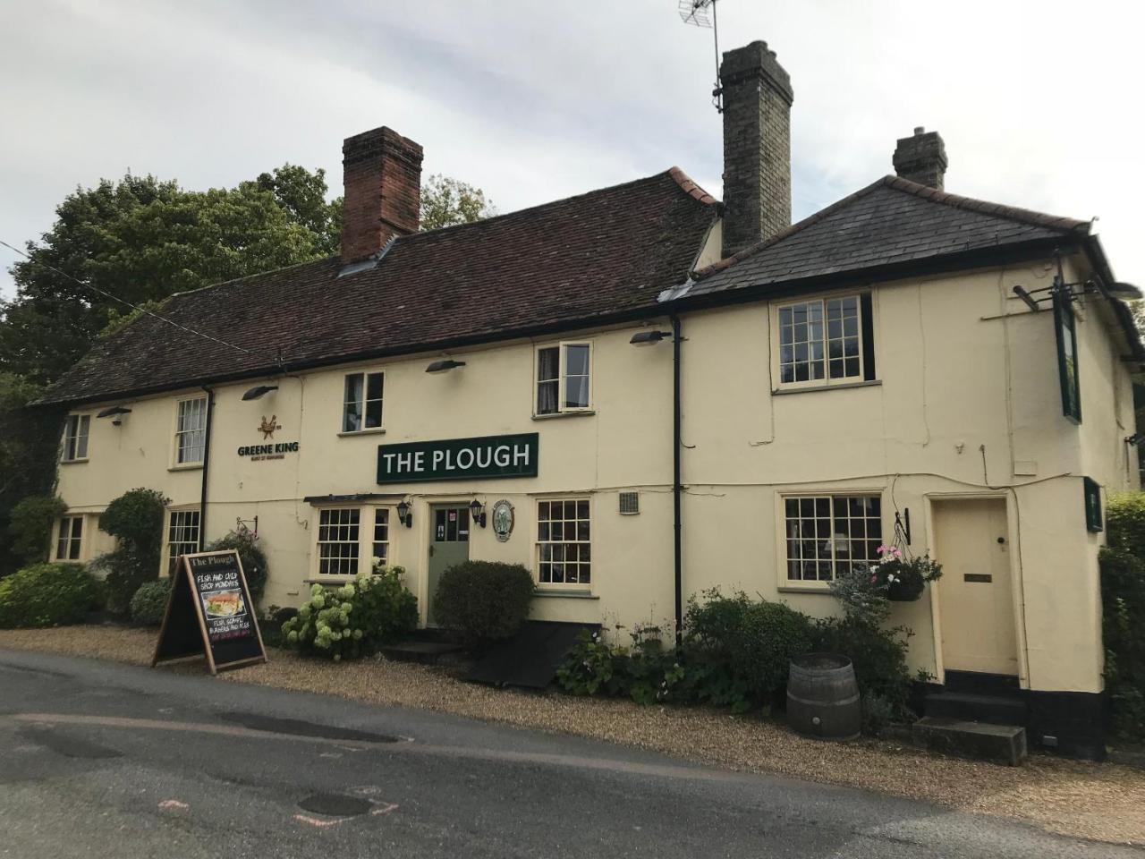 The Plough Hotel Great Chesterford Eksteriør billede